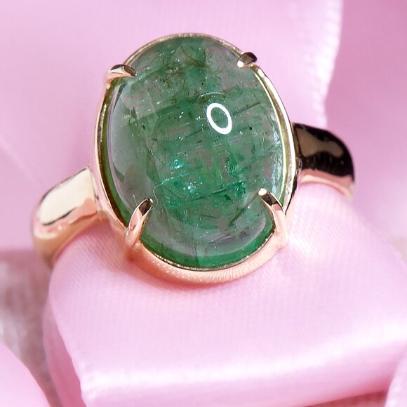 18K Gold Natural Green Emerald Cabochon Ring SZ 7.5 – Vintage Statement Gemstone - Picture 1 of 6